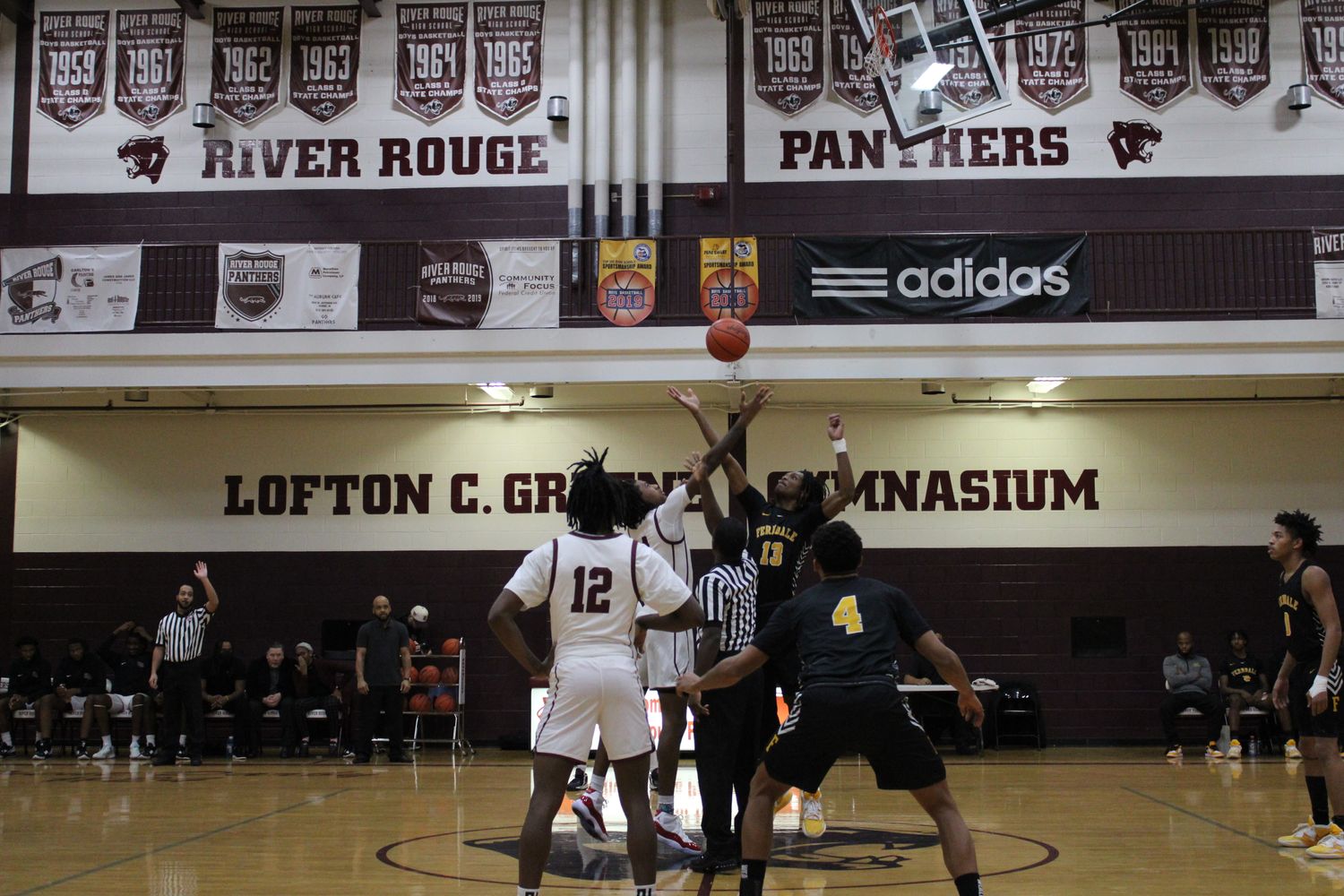 Ferndale vs River Rouge Jan24-23 Antonio Cooper 1